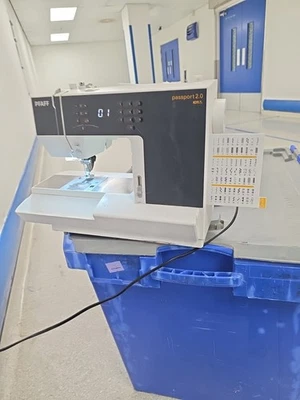 Pfaff Passport 2.0 IDT Computerized Sewing Machine- SPARES OR REPAIR ONLY.  - Image 1 of 4