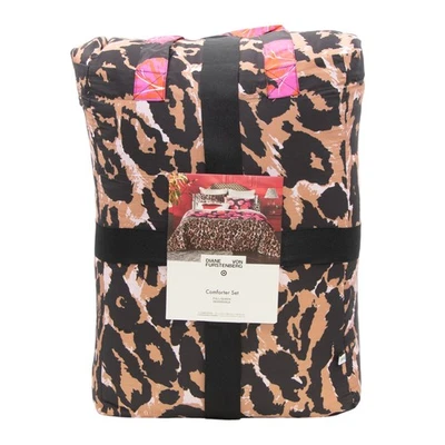 Diane von Furstenberg Leopard/Geranium Leaf Reversible Full/Queen Comforter Set - Image 1 of 4