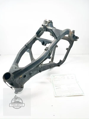 2004 铃木 RMZ250 RMZ 250 原始设备制造商主框架机箱 04-06 — 第 1/4 张图片