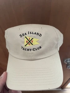 Sea Island Yacht Club Mütze Kappe Strapback Stein bestickt Golf Kreuzgang GA - Bild 1 von 2