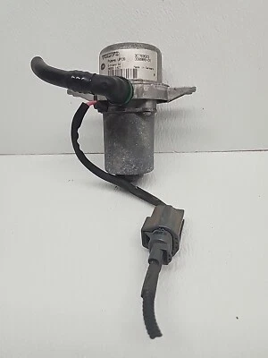 05 Volvo S40 Brake Vacuum Pump UP28 30793023 008989-01 Q-tand 04 08065 1427 S-12 - Image 1 of 4