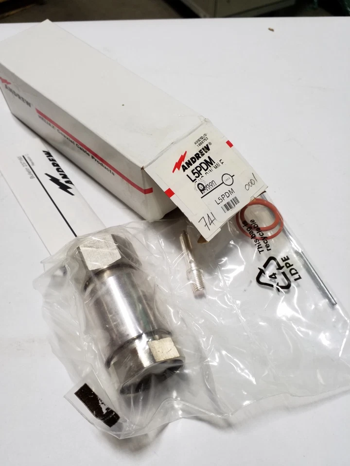 L5PDM DIN Male for 7/8" LDF5-50A Heliax cable - Image 1 of 1
