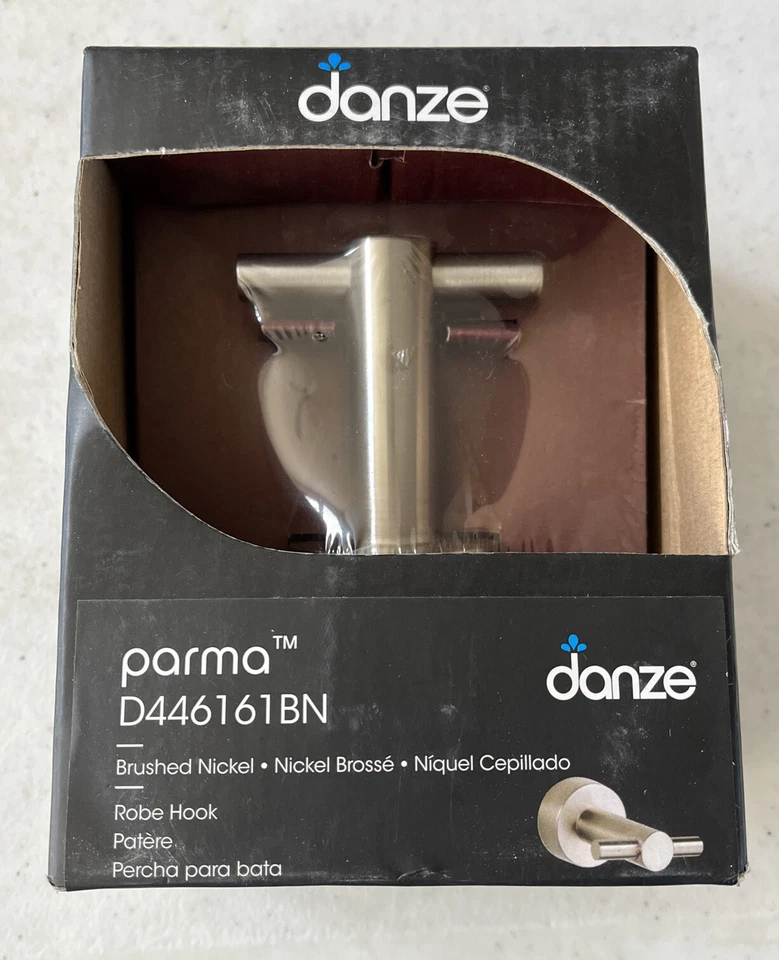Gancho para bata de níquel cepillado colección DANZE Parma #D446161BN Foto 1 de 1