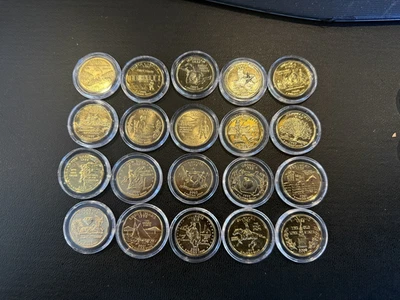 30 Random U.S. Uncirculated State Quarters - in coin protectors & storage Box - Image 1 of 4