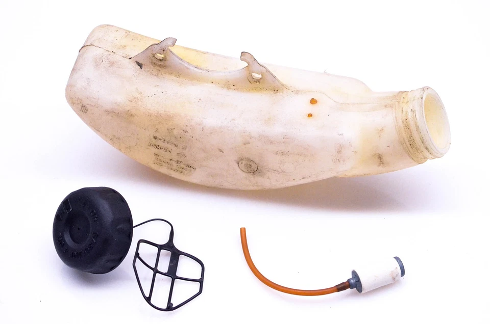 Conjunto de tanque de combustible Poulan 545-106901G, 545106901G Foto 1 de 3