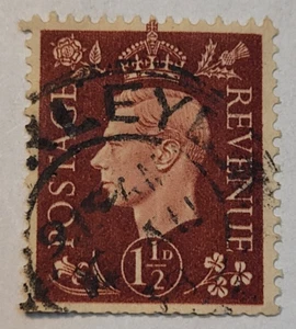 Postage Revenue ~ King George VI ~ Brown 1½D Stamp ~ Posted/Used ~ 1940's ~ G31 - Picture 1 of 5