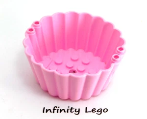 2 LEGO Bright Pink Container Party Cupcake / Muffin Cup 8x8x3 (72024) - 2 Pieces - Picture 1 of 2