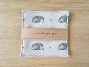 JAR & BOTTLE GRIPPER OPENER KITCHEN AID FABRIC AND RUBBER GRIP - HEDGEHOG DESIGN - Picture 1 of 3