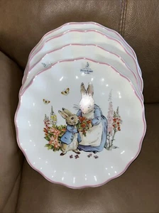 ZRIKE BEATRIX POTTER PETER EASTER BUNNY RABBIT SCALLOPED 4 DINNER PLATES DISHES - Picture 1 of 6