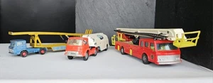 Corgi 1126 Simon Snorkel Fire Engine, Matchbox No11 Daf , Corgi Bedford Trailer - Picture 1 of 16