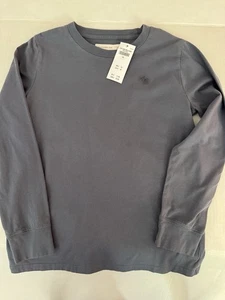 Abercrombie And Fitch Boys Long Sleeve Gray Tshirt Size Boys 7/8Never Worn - Picture 1 of 3