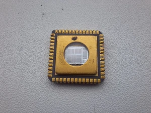 Texas Instruments TI SE370E16016FJC rare windowed vintage MCU GOLD - Picture 1 of 2