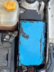 2008 Holden Astra Z18XER Engine Bay Fuse Box AH 04-09 Manual/Auto #B214 - Picture 1 of 12