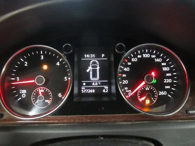 VW Passat 3C B7 10-14 Tacho Kombiinstrument 3AA920870A - Bild 1 von 4