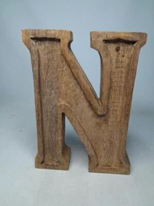 Carta tallada a mano n adorno de madera 8"" por 6"" decoración rústica en mal estado elegante - Imagen 1 de 3