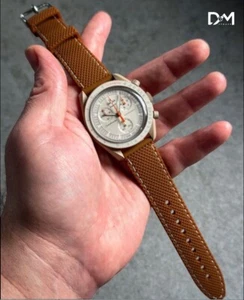 Omega X Swatch - CORREA MARRÓN SE ADAPTA A MISSION TO JUPITER/SATURNO MOONSWATCH - Imagen 1 de 3