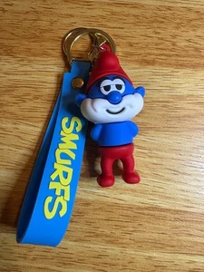 (Brand NEW) SMURFS-PAPA SMURF KEYCHAIN/BAG CLIP 3D - Picture 1 of 2