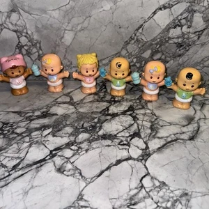 Fisher Price Little People Snuggle Babies Lot of 6 - Picture 1 of 3