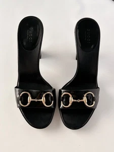 GUCCI VINTAGE HORSEBIT SANDALEN SCHWARZ LACKLEDER HEELS SLIDER 38,5 US 7,5 - Bild 1 von 10