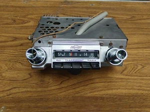 1961-1962 Chevy Impala Bel-Air All Transistor Radio # 7280203-A Original - Picture 1 of 11