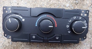 08-10 Jeep Grand Cherokee Temperature Heater Control Switch Module P55037979AE - Picture 1 of 9