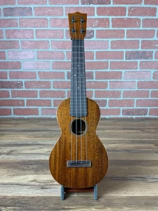 Martin 0 Soprano Ukulele - Dark Mahogany - Picture 1 of 6