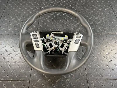 Nissan Titan XD 2016-2018 volante de cuero negro-G (Cruise Audio BT) Foto 1 de 4