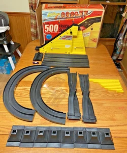 Vintage 1969 Johnny Lighting 500 Track Set Topper Toys w/CarWorks (Video in Use) - Picture 1 of 22