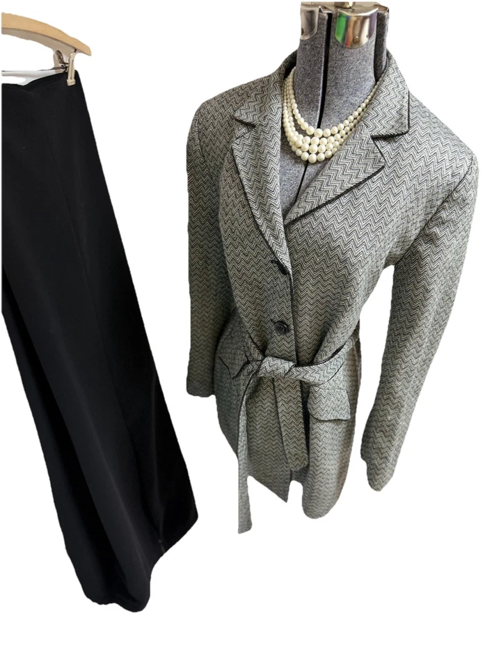 Traje Pantalón Le Suit Talla 16 Conjunto de Dos Piezas Moderno Espiga Bonificación Bolsillos para Cinturón Foto 1 de 4