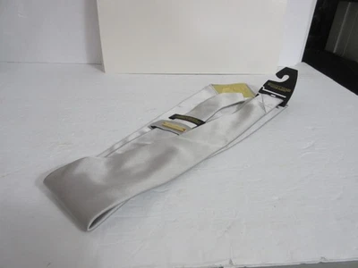 Corbata de cuello Donald J Trump Signature Collection PLATA 100 % seda ~ nueva por favor leer Foto 1 de 4