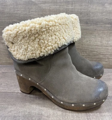 Zueco puño de oveja UGG Lynnea SN3204 botas piel de oveja gris gamuza para mujer talla 7 Foto 1 de 4