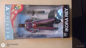 McFarlane Toys Destiny 2 Ikora Rey / NO HELLSPAWN CODE / COMES W/SPACE WITCH EMBLE - Bild 1 von 7