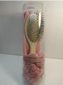 Silky Hair.Tangle Detangling Wet & Dry Oval Hair Brush Gentle Bristles Unisex. - Picture 1 of 2