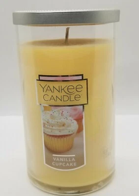 Yankee Candle Medium Pillar™ dulce aroma a vainilla cupcake tarro de 12 oz NUEVA ETIQUETA Foto 1 de 4