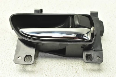 Manija de puerta interior derecha del lado del pasajero derecha Subaru BRZ 13-16 FR-S 2013-2016 Foto 1 de 4