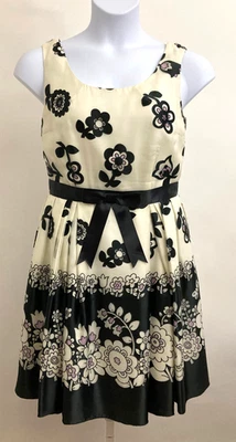 Anna Sui Black & White Floral Silk Dress SZ 10 - Image 1 of 4