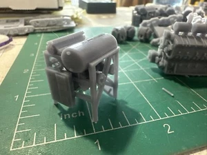 HO Scale Locomotive Accessory Rack - Picture 1 of 4