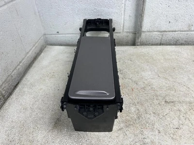 Range Rover Sport 2020 consola central cubierta gris brillante OEM ID JPLA048196ED Foto 1 de 4