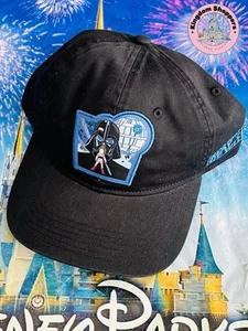 2025 Disney Parks Star Wars 4 de mayo Luke Skywalker y Darth Vader Gorra Sombrero - Imagen 1 de 2