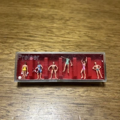 Preiser 10070 Beachgoers? Scenario HO (1/87) preverniciato blu chiaro - Immagine 1 di 2