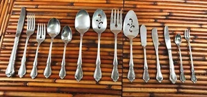 Oneida * CHATEAU Oneidacraft Glossy Stainless Flatware CHOICE - CHOOSE (171) - Picture 1 of 3