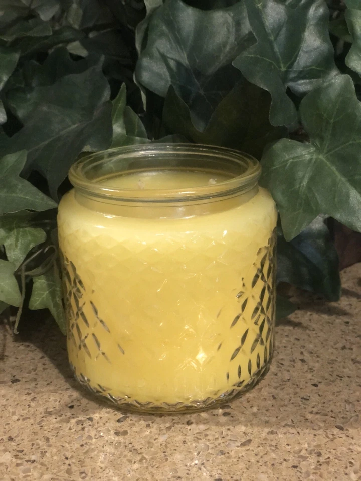 RARO! Nuevo 16oz. VELA CAÑÓN DORADA MEDIANA - MERMELADA YUZU* Foto 1 de 1