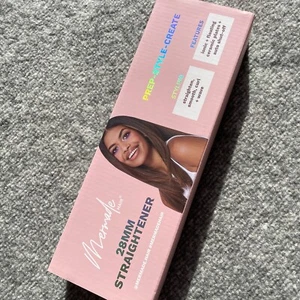 Mermade Hair Straightener 28mm Pink Brand New - Picture 1 of 10