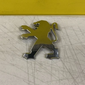 PEUGEOT 207 KOFFERRAUM-EMBLEM HINTEN / EMBLEM - Bild 1 von 24