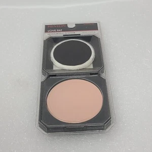 Revlon Love Pat Moisturizing Powder Misty Rose - Picture 1 of 2