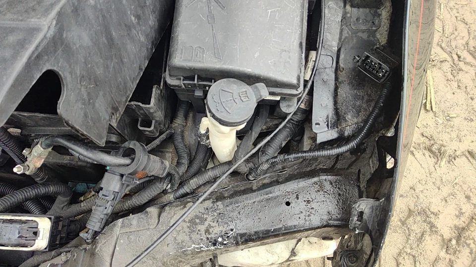 17 CADILLAC XTS Washer Bottle - Image 1 of 1