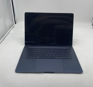 Apple MacBook Air 15" 2023 A2941 Apple M2 16GB RAM 1TB SSD MacOS Sequoia - Zdjęcie 1 z 15