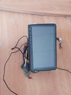 Volkswagen Transporter - Caravelle T5 2011 Radio CD GPS reproductor unidad principal Foto 1 de 4