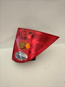 9646116880 STOP FANALE POSTERIORE DESTRO PASSEGGERO PEUGEOT 1007 1° Seri 1096504 - Foto 1 di 2