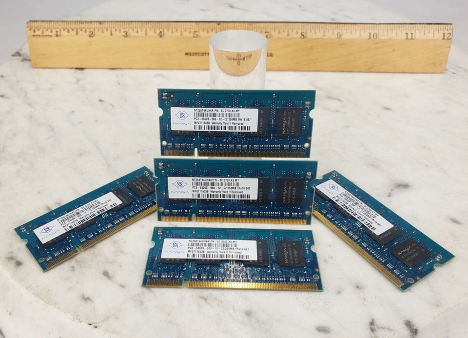 5x NT256T64UH4A1FN Nanya Laptop Memory 256MB PC2-5300S-555-12 MF0711503B Chip - Image 1 of 4